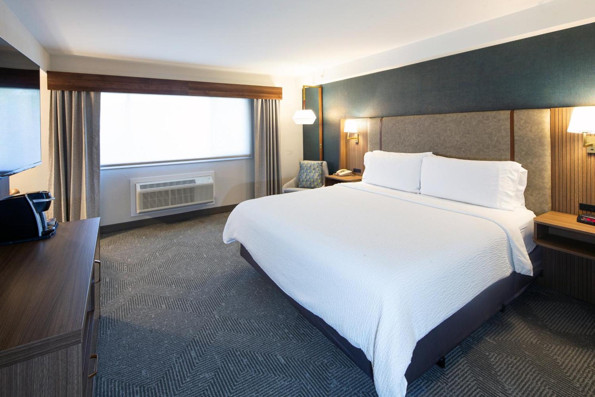 Holiday Inn Hinton By Ihg Exterior photo