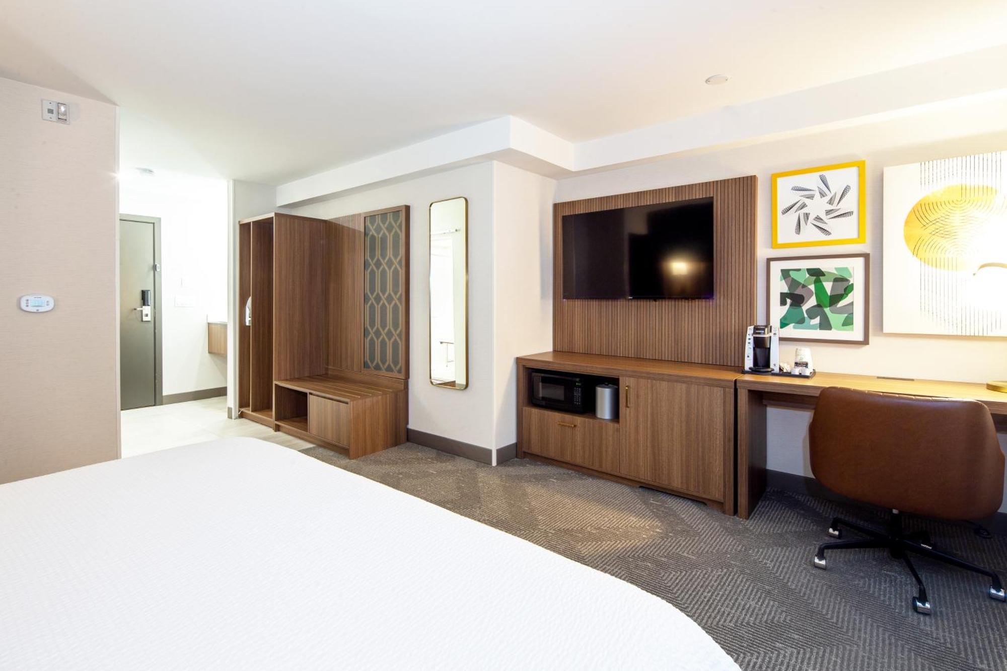 Holiday Inn Hinton By Ihg Exterior photo