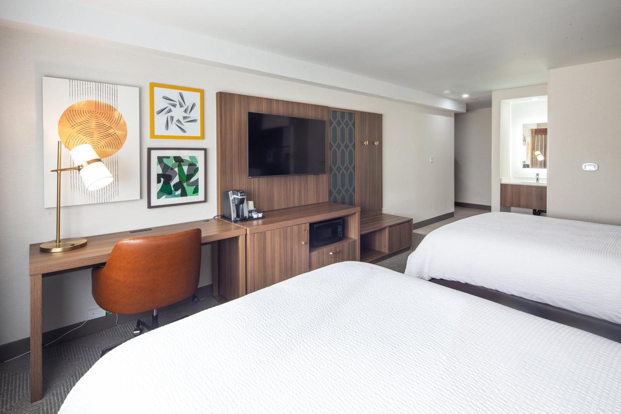 Holiday Inn Hinton By Ihg Exterior photo