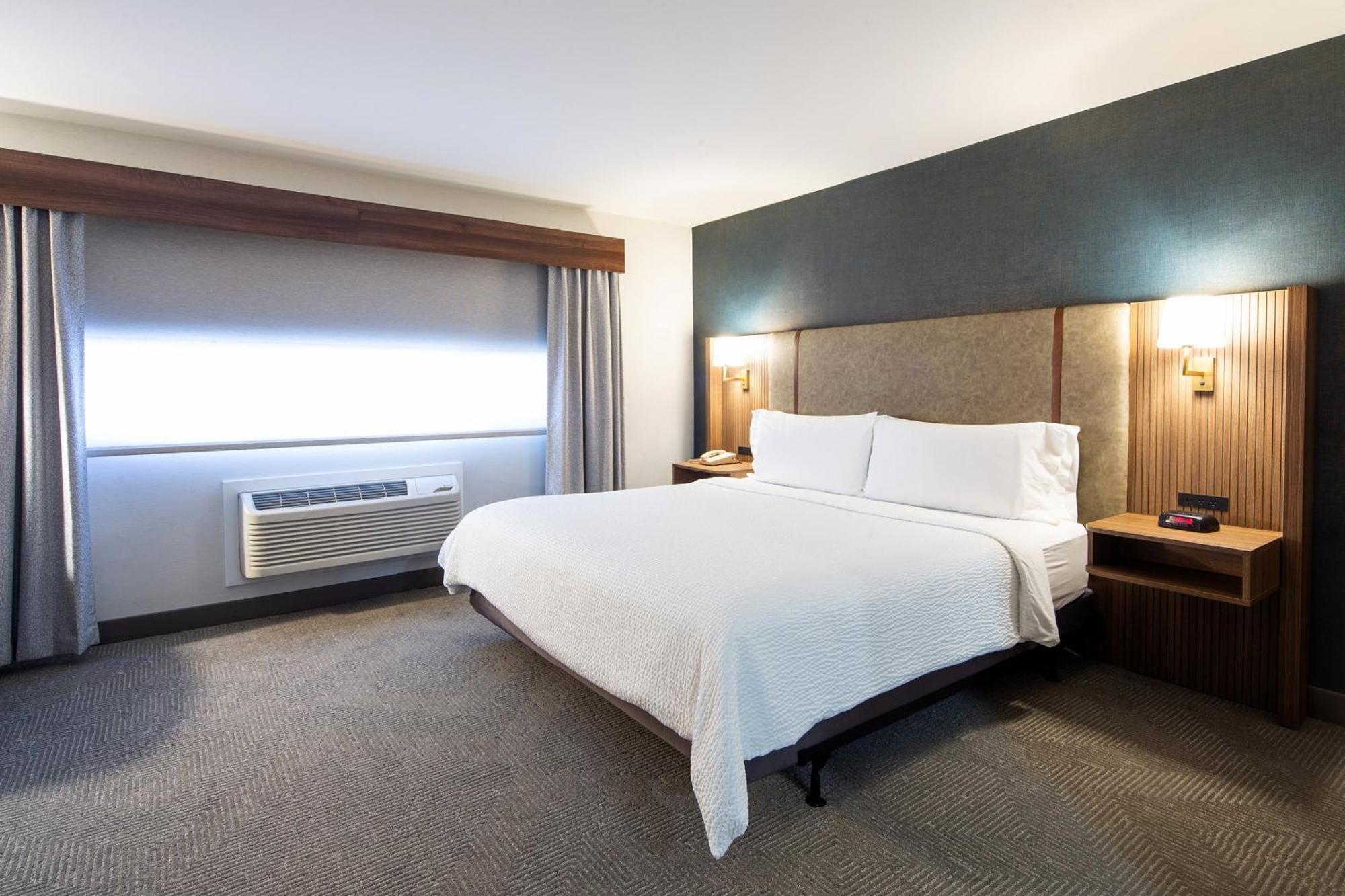 Holiday Inn Hinton By Ihg Exterior photo